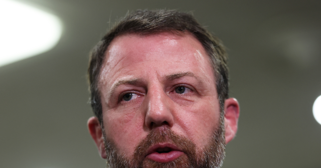 kristi-noem-out:-trump-picks-sen.-markwayne-mullin-as-replacement