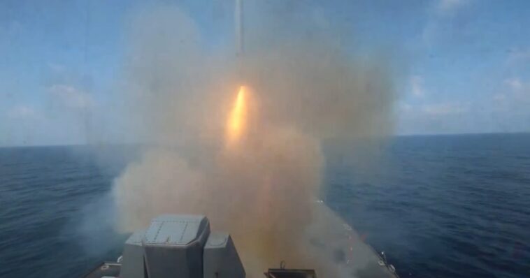 wayne-root:-president-trump-has-made-the-most-brilliant-chess-move-of-his-presidency-by-bombing-iran-but-he’s-about-to-make-his-biggest-mistake-by-endorsing-rino-loser-john-cornyn.-but-there-is-a-silver-lining-trade-cornyn-for-the-save-act-to-save-the-m