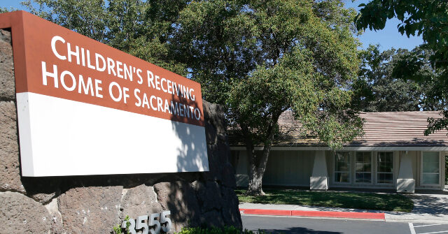 hhs-warns-states-against-taking-children-from-parents-over-gender-identity-claims