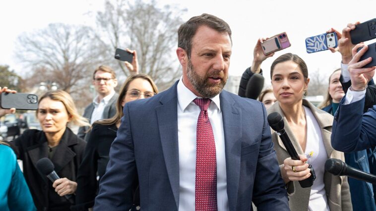 schumer-weaponizes-mullin-nomination-to-demand-dhs-overhaul,-says-‘rot’-goes-beyond-noem