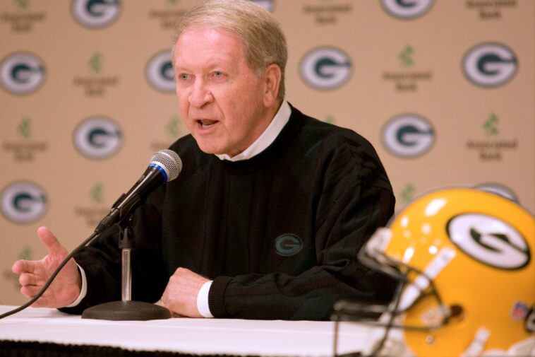bob-harlan,-longtime-packers-president-who-helped-win-multiple-super-bowls,-dead-at-89