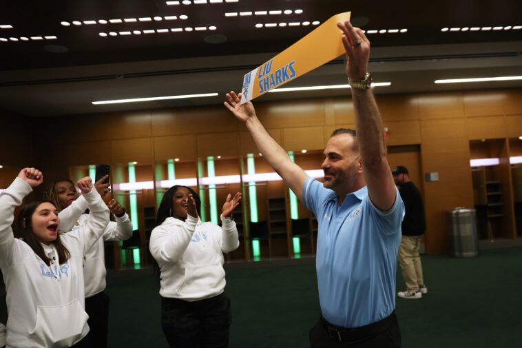 liu-riding-wave-of-women’s-flag-football-with-help-of-jets-and-tv-actor-jimmy-barbarise