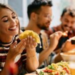 1-in-5-americans-admit-to-sneaking-in-own-sauces-as-hot-restaurant-trend-goes-viral