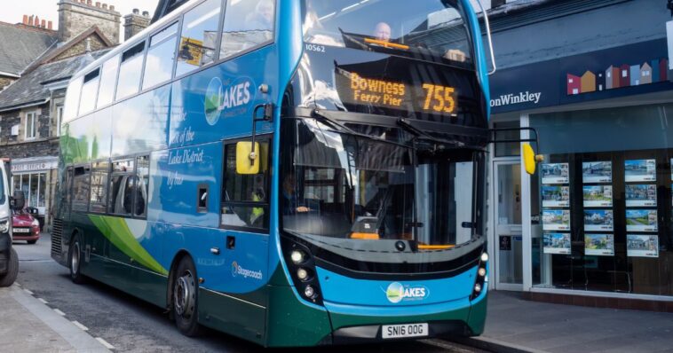 video:-brit-mom-and-daughter-call-cops-as-foreigner-on-train-threatens-to-hurt-their-small,-harmless-dog