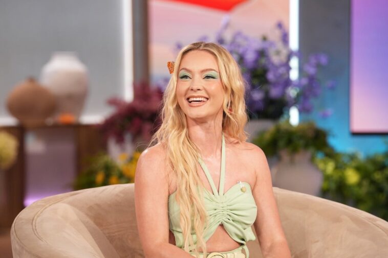 pop-star-faces-backlash-for-joking-about-fan’s-abortion