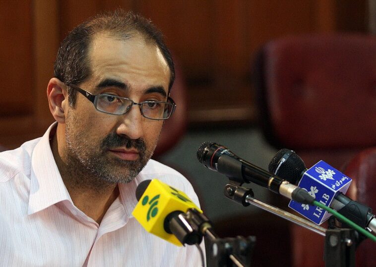 former-prisoner-torches-cnn-panel:-trump’s-not-starting-a-war,-he’s-‘finishing-one’-iran-started