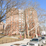 man,-27,-fatally-shot-in-back-of-head-in-apparently-targeted-attack-at-nycha-building:-cops,-sources