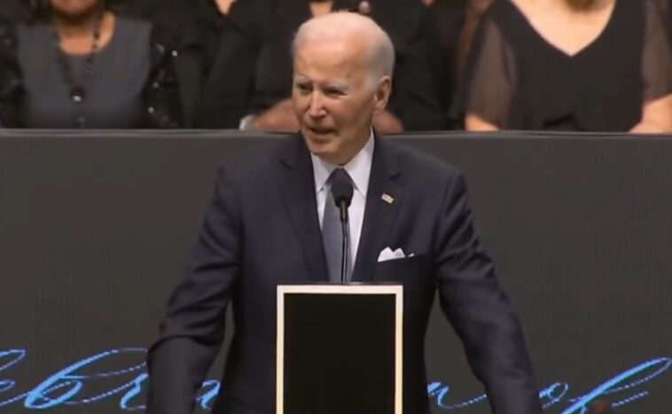 “i’m-a-hell-of-a-lot-smarter-than-most-of-you”-–-joe-biden-to-attendees-at-jesse-jackson’s-funeral-(video)