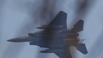 white-house:-iran-war-goals-achievable-in-‘4–6-weeks’;-us.-reviewing-potential-candidates-to-lead-the-country