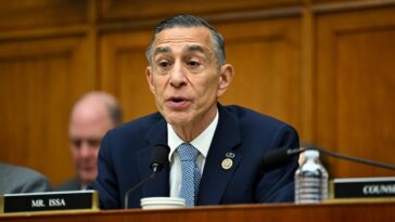 california-rep.-darrell-issa-to-retire,-endorses-jim-desmond-to-succeed-him