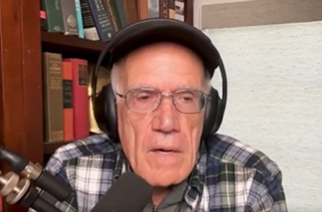 victor-davis-hanson-explains-why-you-can’t-negotiate-with-iran-–-and-why-they’re-losing-(video)