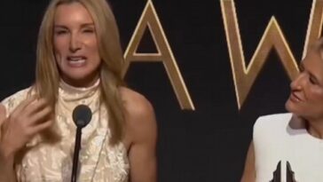 poisonous-podcaster-jennifer-welch-yells-‘f**k-ice!-f**k-donald-trump!-free-palestine!-and-save-trans-kids!’-at-awards-show-(video)