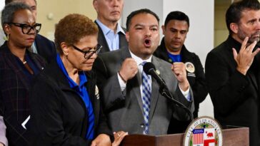 san-diego-school-trustees-bump-own-pay-up-400%-as-workers-fume