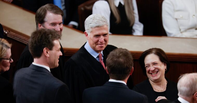 in-an-unexpected-scotus-moment,-justice-gorsuch-educated-the-court-on-how-much-founding-fathers-drank-–-it-was-apparently-a-lot