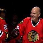 ex-blackhawks-player,-broadcaster-murray-dies