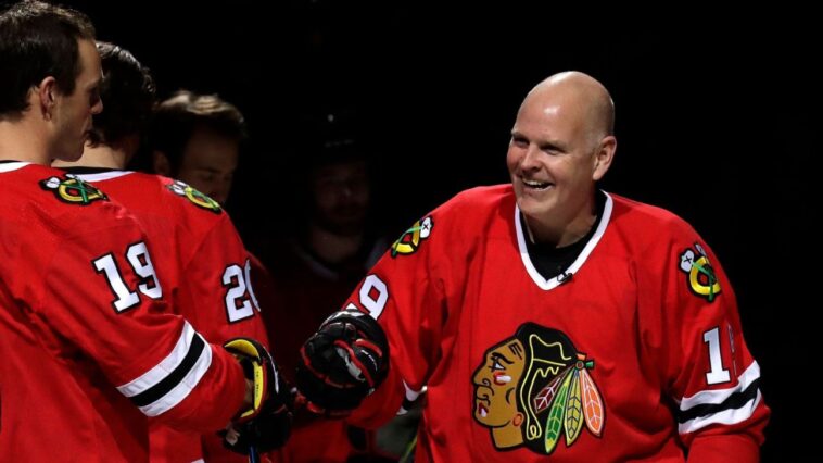 ex-blackhawks-player,-broadcaster-murray-dies