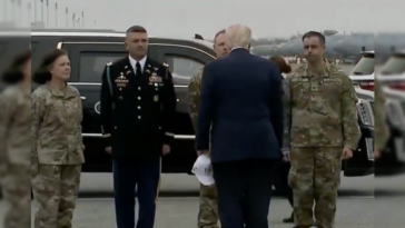 president-trump-arrives-at-dover-to-attend-dignified-transfer-of-six-us.-service-members-killed-in-iranian-drone-strike-(video)