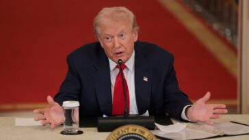 trump-warns-‘loser-of-the-middle-east’-iran-that-‘complete-destruction-and-certain-death’-is-imminent