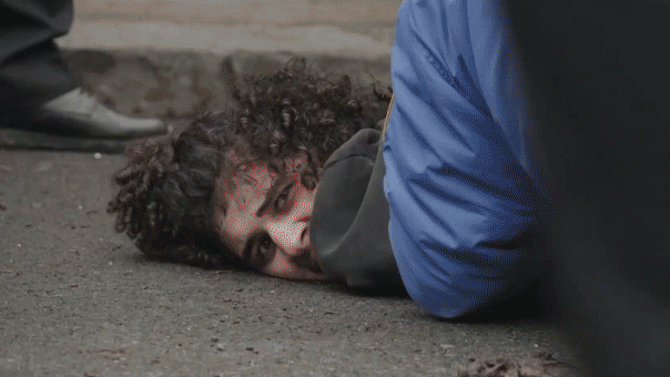 dramatic-video-shows-nypd-tackling-man-who-threw-‘ignited-device’-near-nyc-mayor’s-home-during-protest-clash