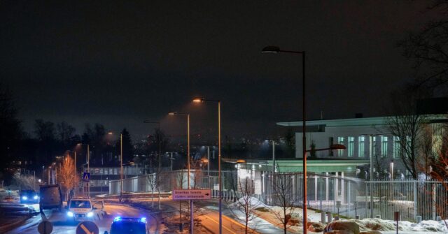 police-investigate-explosion-outside-us.-embassy-in-oslo,-norway
