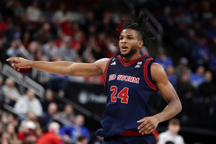 zuby-ejiofor-gets-his-first-two-big-east-honors-ahead-of-potentially-huge-week-for-st.-john’s-star