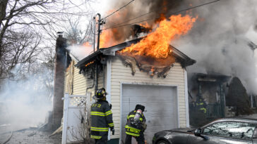 fire-destroys-long-island-home,-body-found-inside
