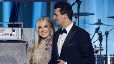 photos:-supporters-flooded-erika-kirk-and-turning-point-usa-with-gifts-after-assassination-of-charlie-kirk