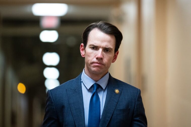 republican-house-member-leaves-the-party-—-but-spares-mike-johnson’s-majority