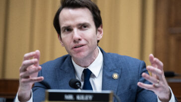 ex-gop-kevin-kiley-reinvents-himself-to-survive-in-california-–-but-will-voters-buy-it?