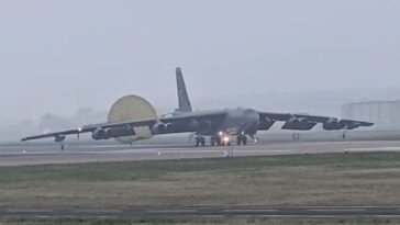 just-in:-b-52-bombers-deployed-to-uk-as-us-operations-expand-inland-and-deeper-into-iranian-territory,-hegseth-vows-“death-and-destruction-from-the-sky-all-day-long”(video)