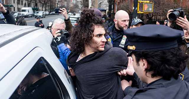 watch:-new-york’s-latest-muslim-bomber-flashes-islamic-supremacy-sign