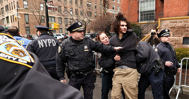 mamdani-condemns-‘white-supremacy’-protest-but-not-radical-islam-after-isis-linked-bomb-attack