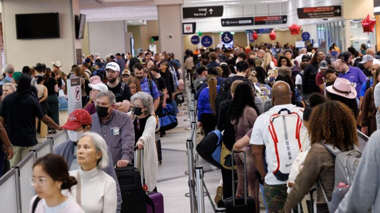 dhs-shutdown-forces-airports-to-tell-travelers-to-arrive-4-hours-early-amid-massive-delays