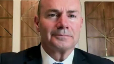 sen.-mike-lee-fires-back-after-rino-john-thune-claims-support-for-save-america-act-is-driven-by-“paid-influencers”