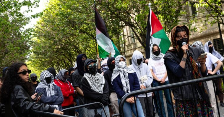 columbia-university-denounces-radical-student-group-sympathizing-with-iran