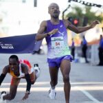 michigan-high-school-coach-wins-los-angeles-marathon-in-dramatic-photo-finish