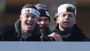 eagles’-cooper-dejean-expresses-dismay-as-‘exciting-whites’-teammate-set-to-sign-elsewhere