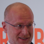 brendan-carr:-gavin-newsom’s-california-had-94,000-dead-people-getting-federal-‘lifeline’-subsidies