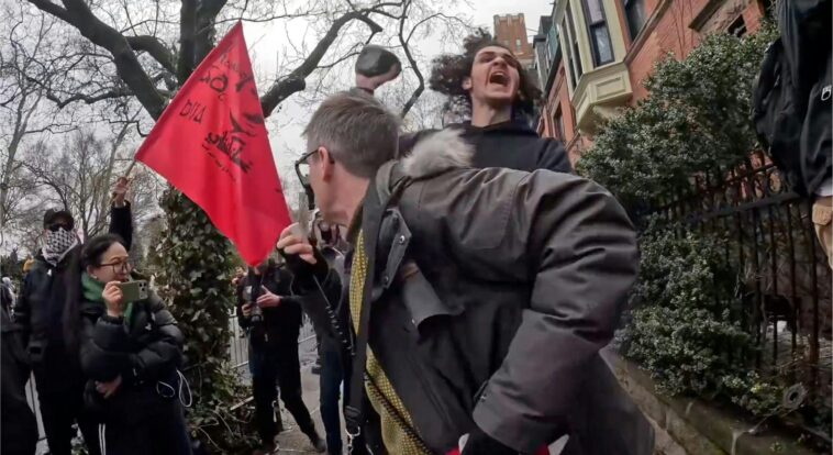 this-insane-moment-belongs-in-a-dystopian-novel