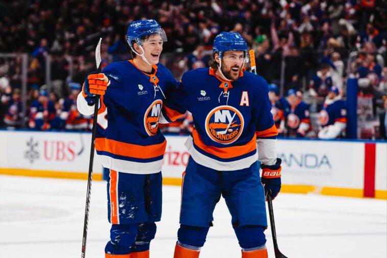 islanders’-matthew-schaefer,-ryan-pulock-relying-on-each-other-for-more-than-just-hockey