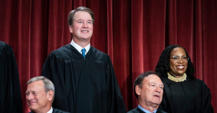 brett-kavanaugh-fires-back-as-ketanji-brown-jackson-gets-hostile-while-two-share-stage-at-event