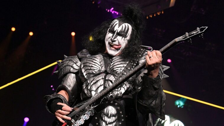 kiss-icon-gene-simmons-tells-celebrities-mark-ruffalo,-ben-stiller-to-‘shut-the-f—-up’-about-politics