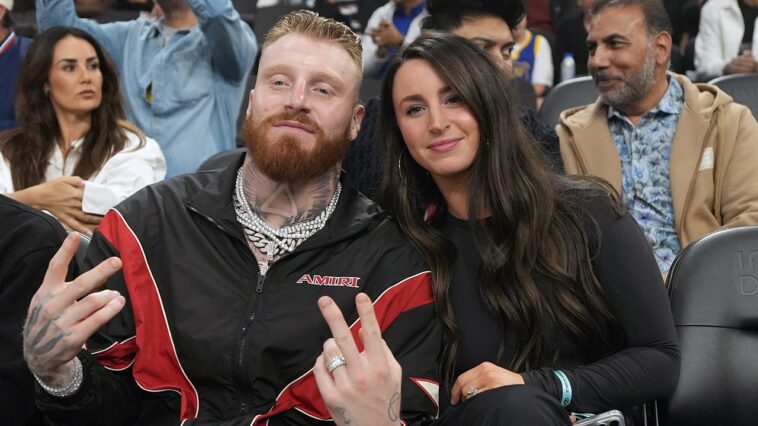 maxx-crosby’s-wife-reacts-to-ravens-trade-fallout-with-three-word-message