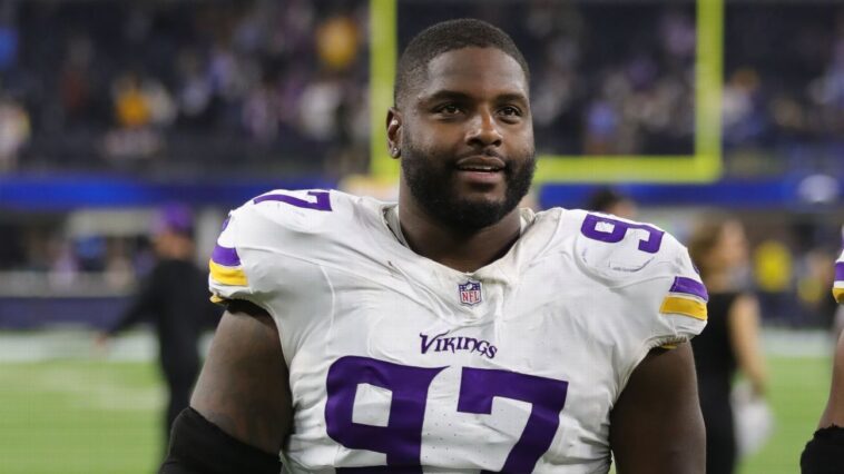 dt-hargrave-stays-in-nfc-north,-joins-packers