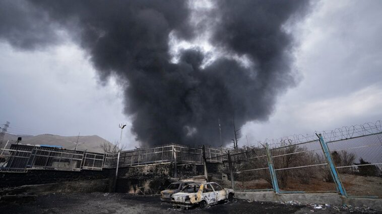 iran-war-jeopardizes-trump-economic-boom-before-key-midterm-elections