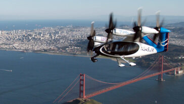 ready-for-take-off:-experimental-air-taxi-spotted-in-skies-over-oakland