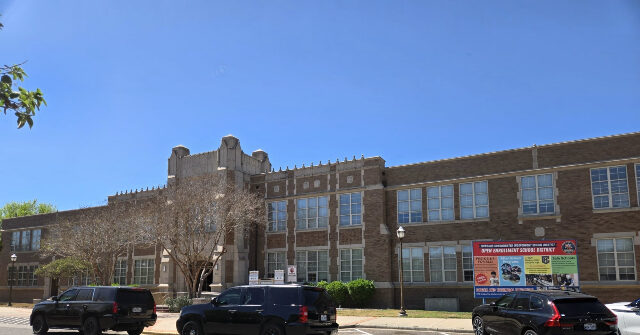 texas-border-school-kicks-out-telemundo-crew-asking-about-death-threats-to-students