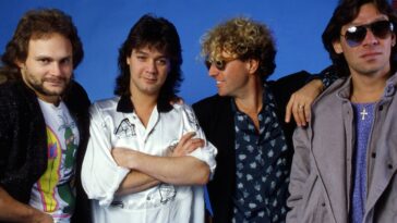 sammy-hagar-says-he’ll-never-reunite-with-bandmate-alex-van-halen-despite-reconciling-with-eddie