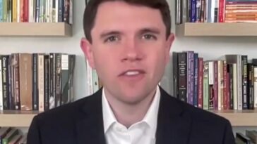 report:-as-a-public-school-teacher,-texas-democrat-james-talarico-had-students-write-‘obama-memoirs’-and-encouraged-them-to-watch-the-dnc