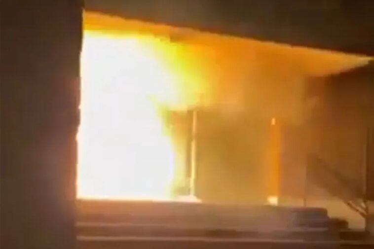 police-investigate-overnight-fire-attack-on-netherlands-synagogue